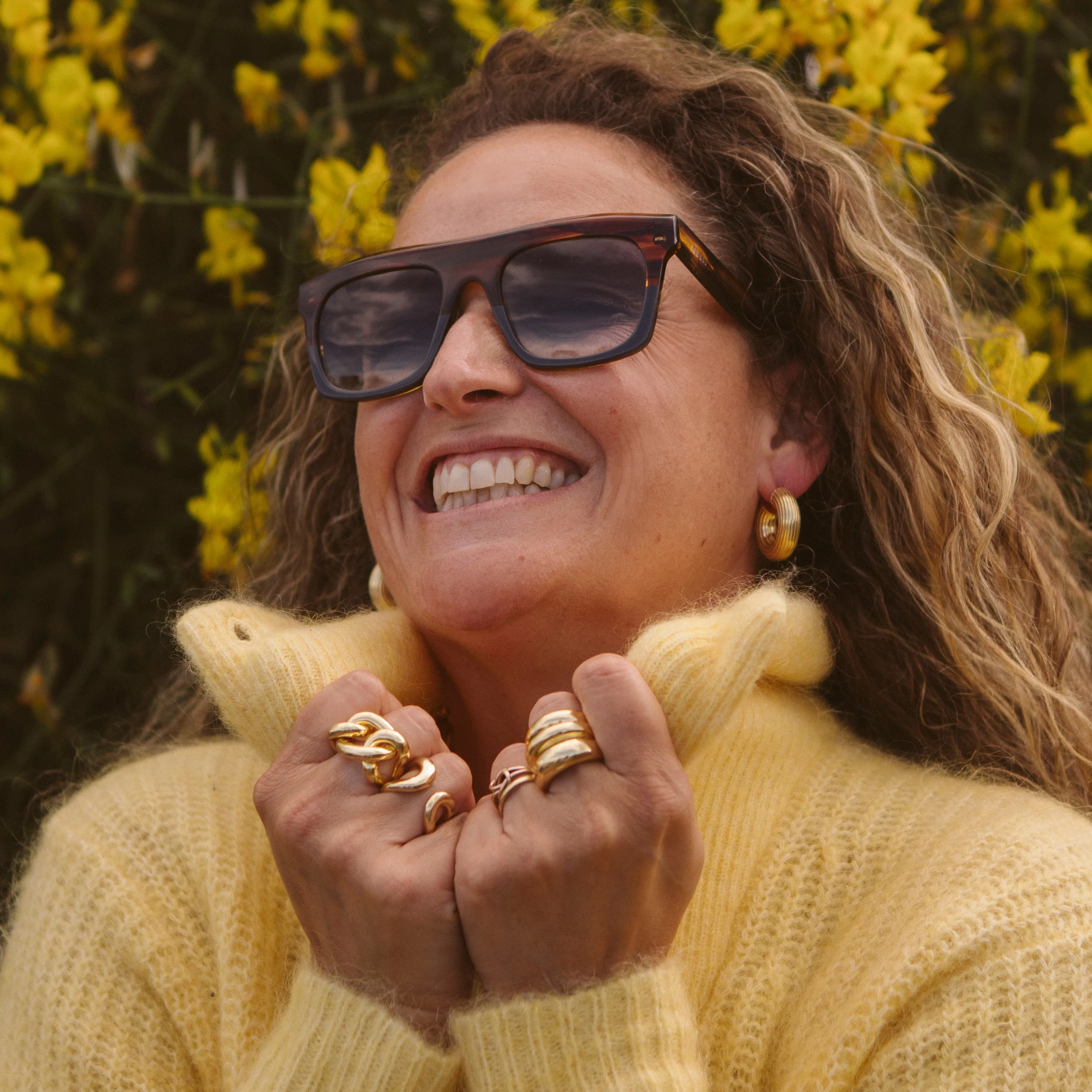 GOLD CHUNKY CHAIN RING