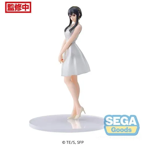 Spy x Family Yor Forger Party Premium Figure Statue