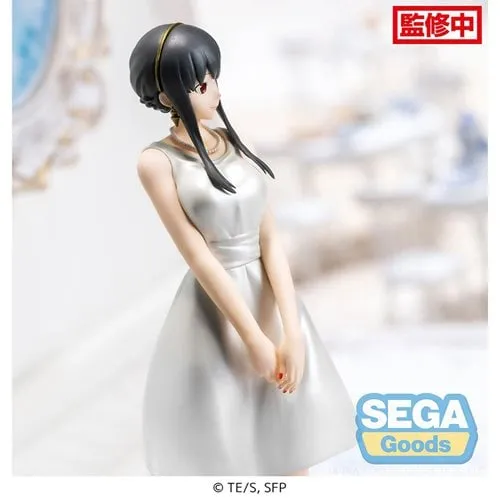 Spy x Family Yor Forger Party Premium Figure Statue