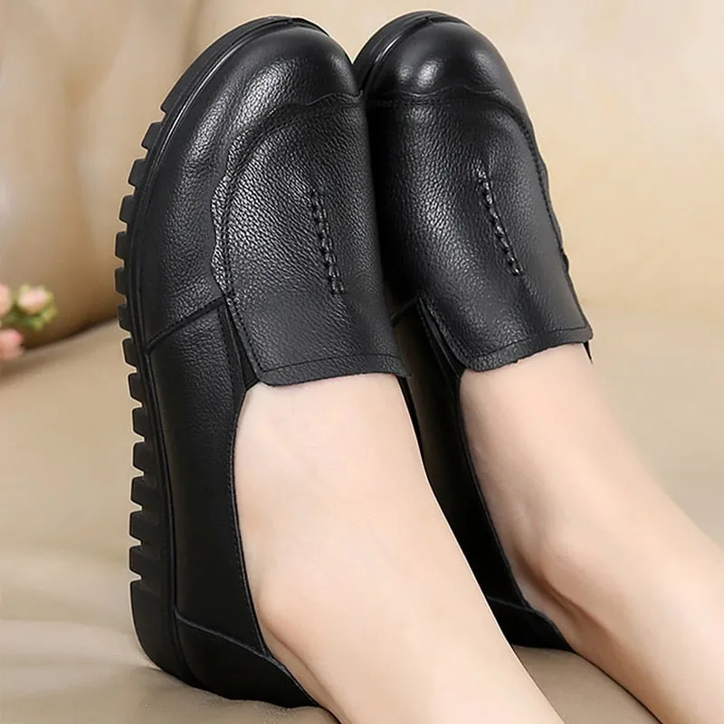 Women's Genuine Leather Flats With Round Toe