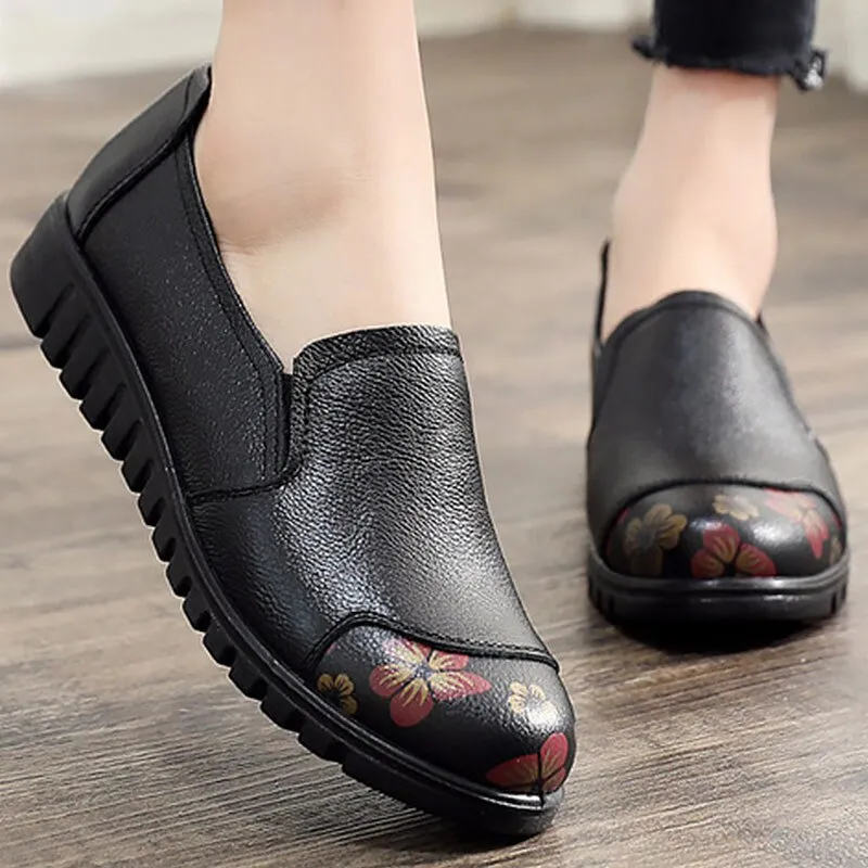 Women's Genuine Leather Flats With Round Toe