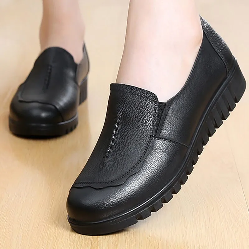 Women's Genuine Leather Flats With Round Toe